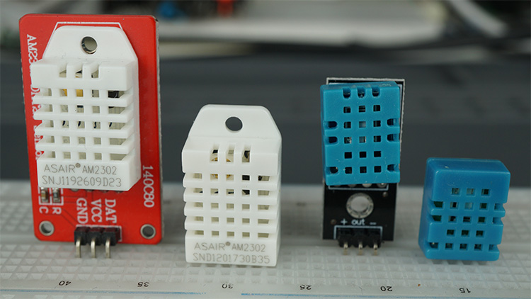 Raspberry Pi Pico: DHT11/DHT22 Temperature and Humidity Sensor (Arduino ...