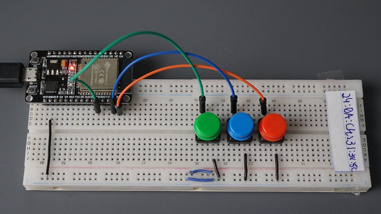 ESP32 ESP-NOW Controller with Three Pushbuttons