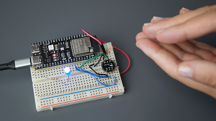 ESP32 INMP441 Microphone I2S Clap Control Demonstration