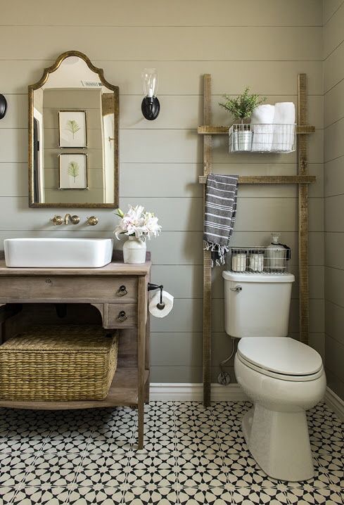 Vintage Style Bathroom