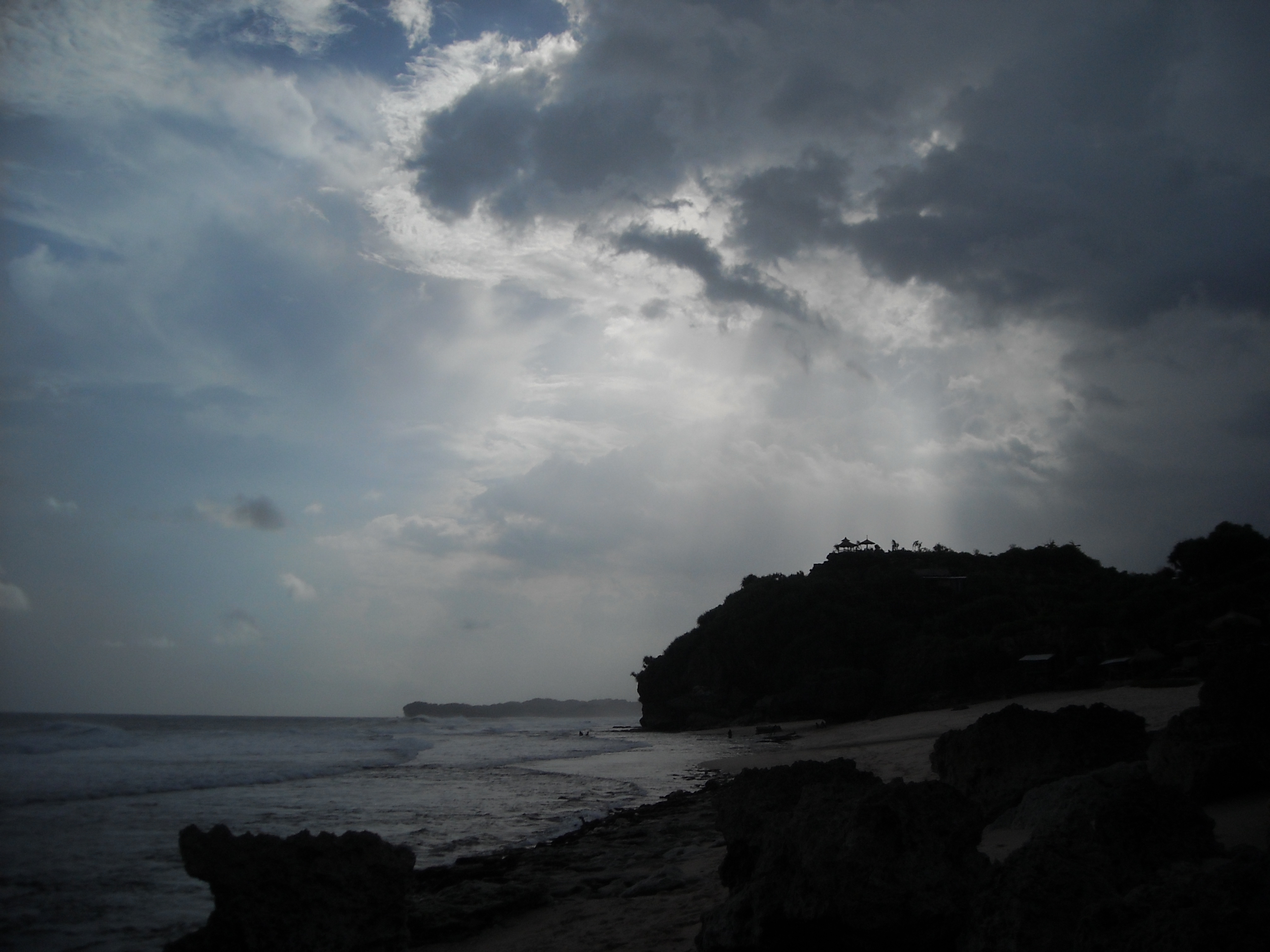 senja di Pantai Poktunggal