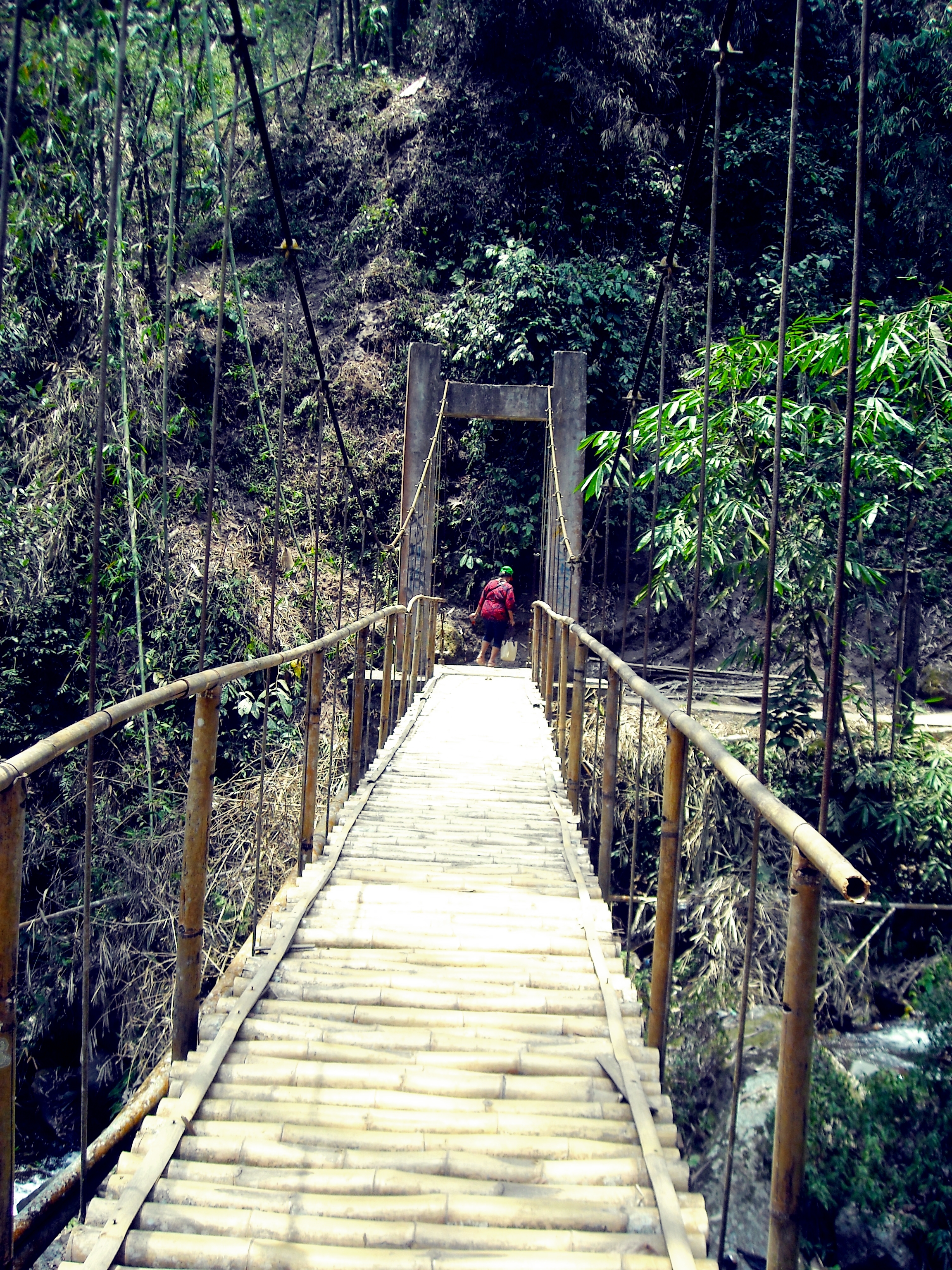 sekitar air terjun Sekar Langit