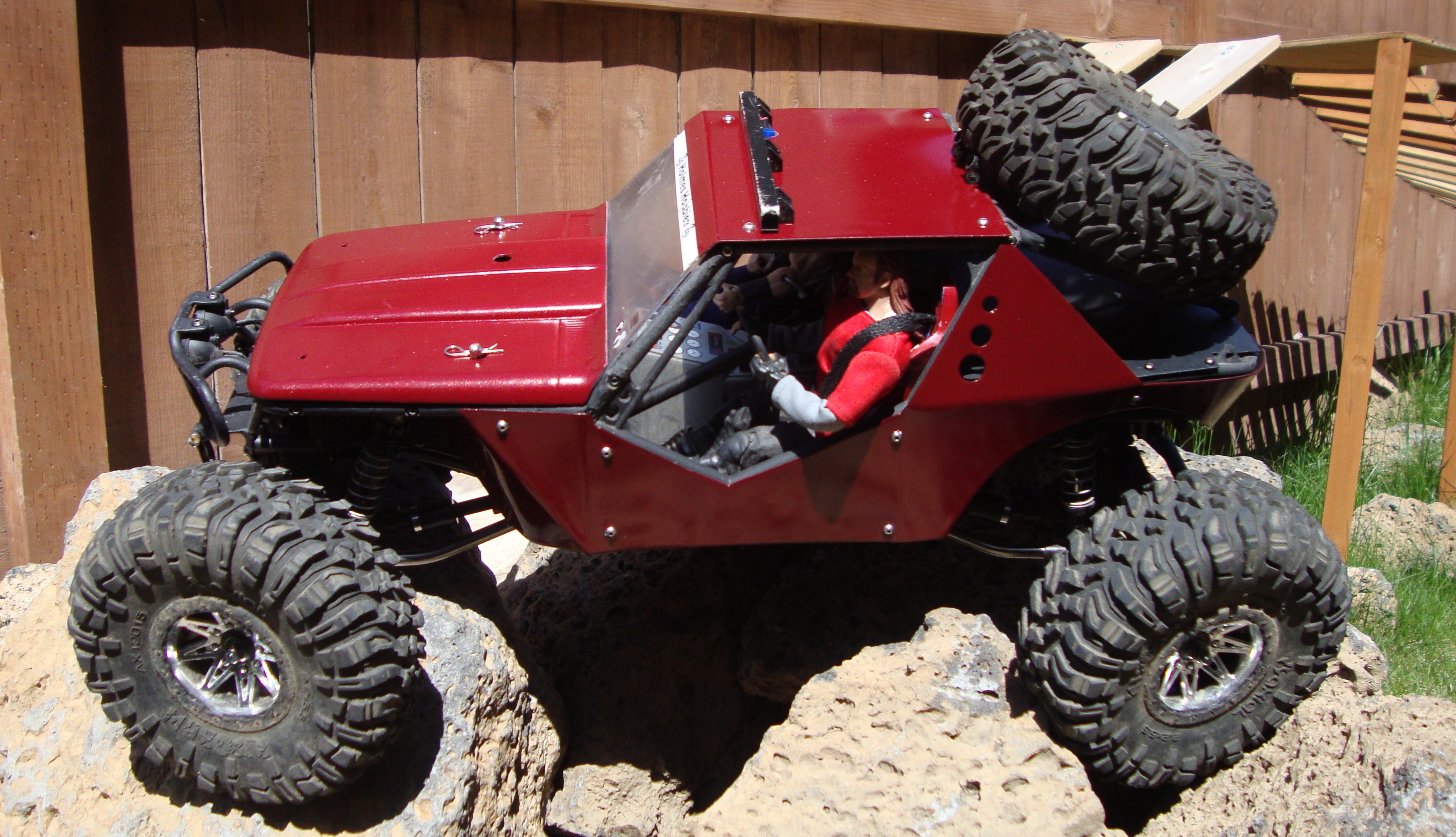 My First Rock Crawler: The Axial Wraith – Rapid Rhino RC
