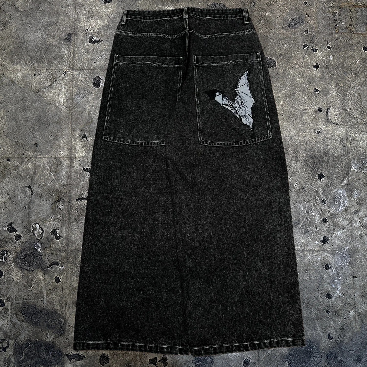 Gloe Jeans Rapidskateboarding - Nature Illustrations - Elegant 8K Collection