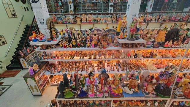 A view of the dolls at Bombe Mane, Mysore