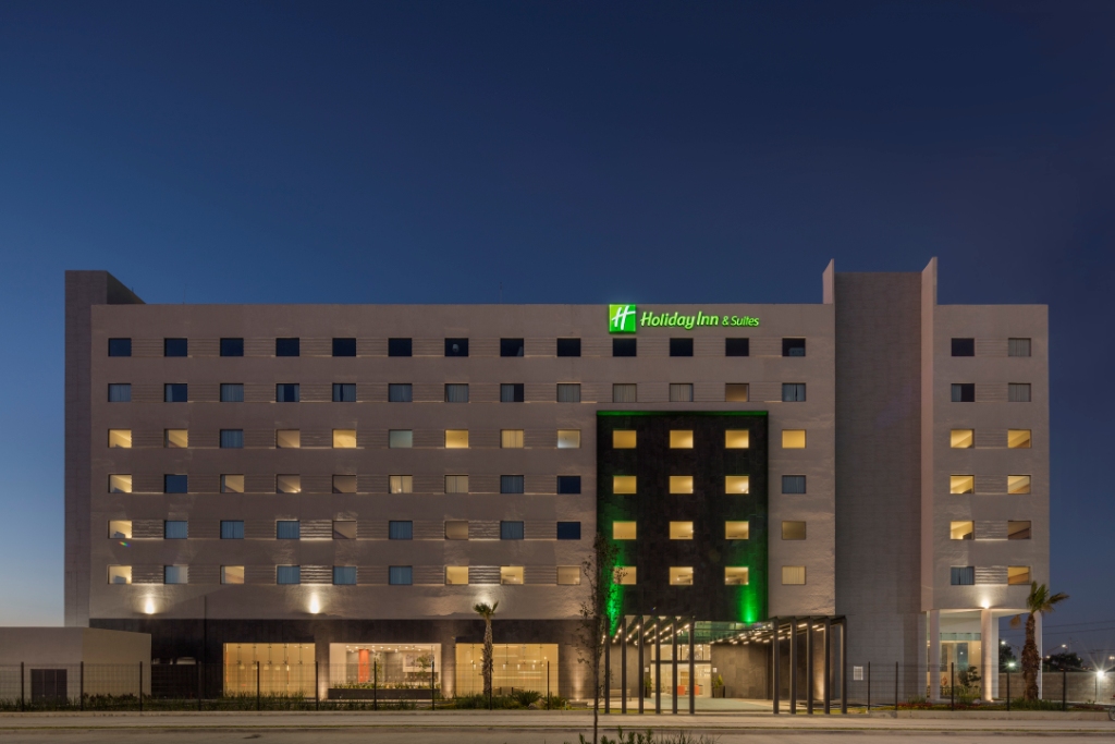 Holiday Inn and Suites Aguascalientes_Fachada (2)