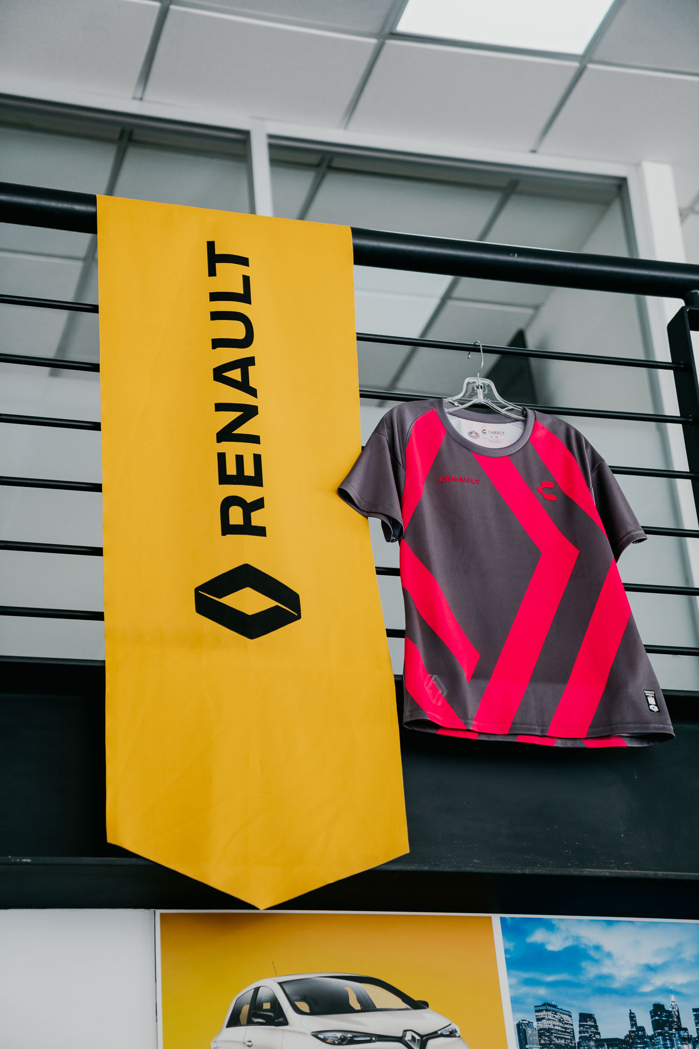 CHARLY RENAULT-5