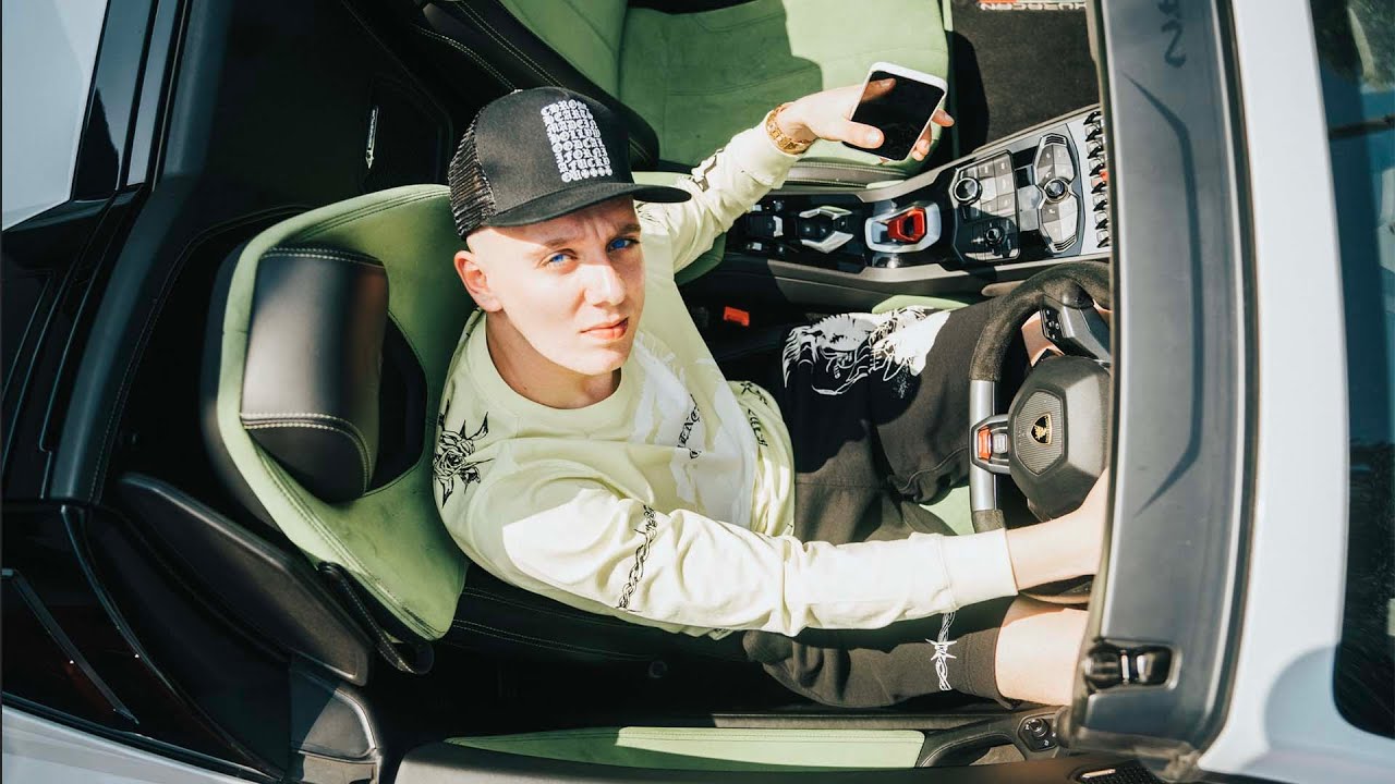 Read more about the article Aitch Drops Off An Exuberant New Single In “GSD”