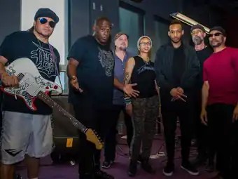 Kevin Saunderson with Inner City