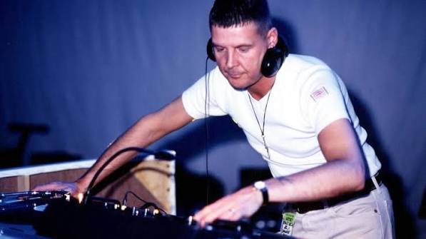 Tony De Vit