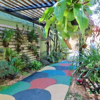 Pathways Love the retro paths