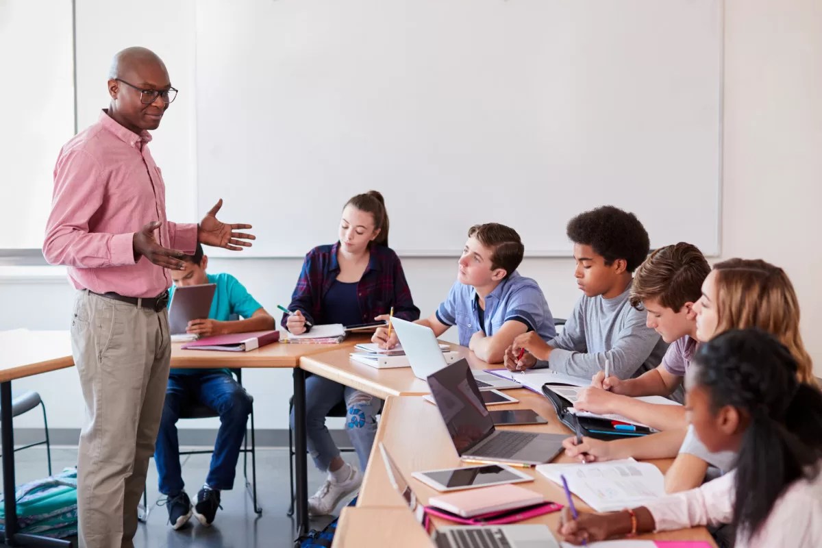 The Digital Age Transforms Education: A Glimpse into the Future