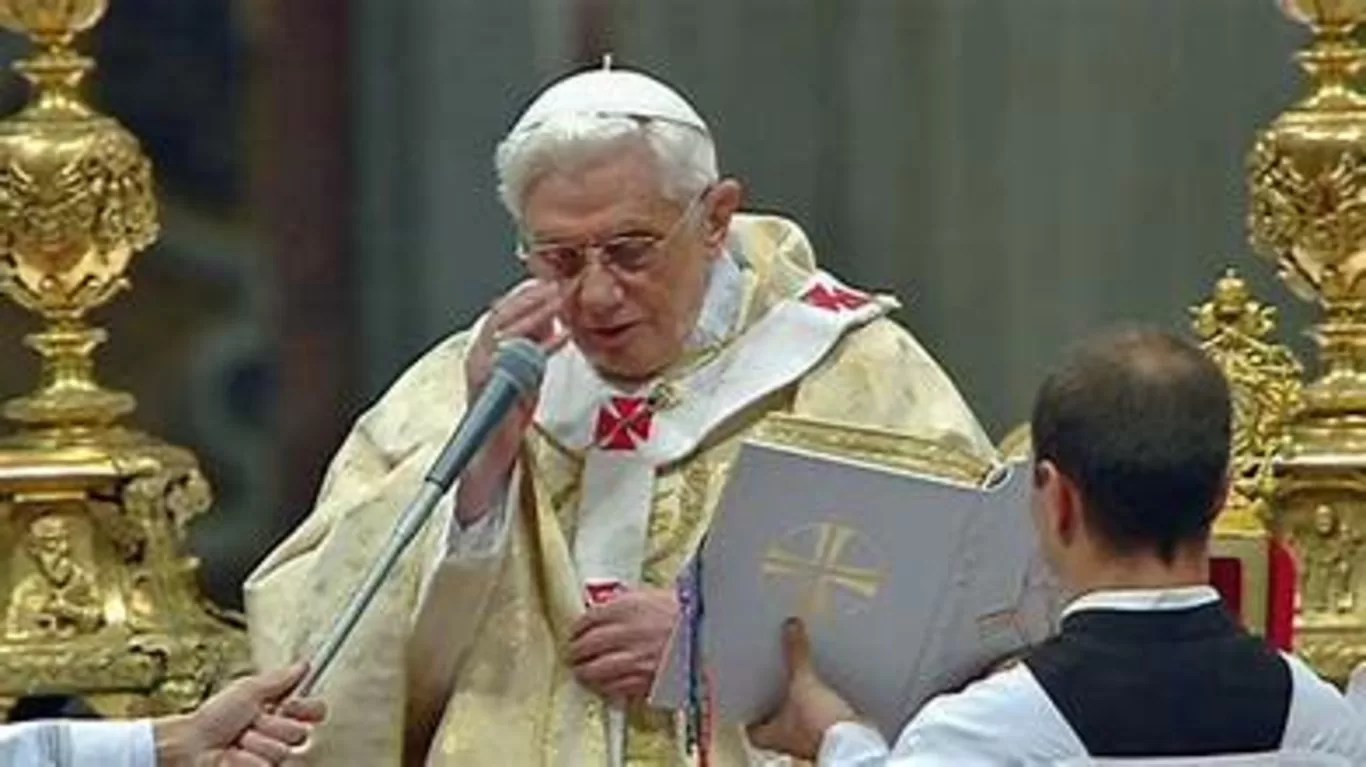 "Pope Urges Global Peace: Calls to Silence Arms in Powerful Christmas Address"