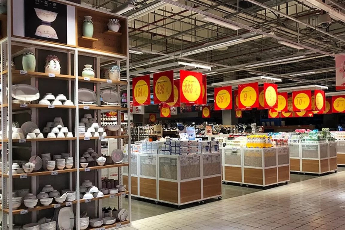 Alibaba Sells Sun Art for $1.7B to Refocus on E-Commerce Goals