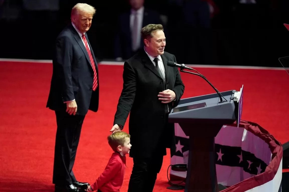 Elon Musk and Trump Demand Federal Employees Justify Jobs or Face Dismissal: What You Need to Know