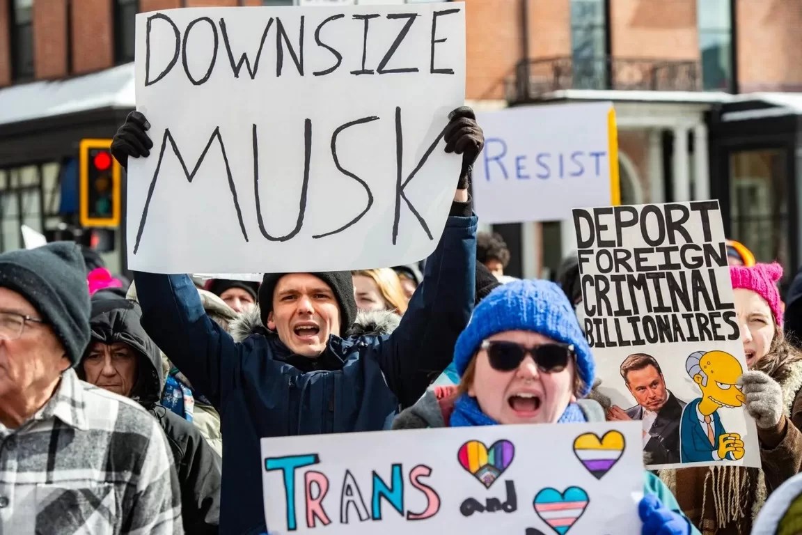 "No Kings on Presidents Day: Nationwide Protests Against Trump and Elon Musk Gain Momentum"