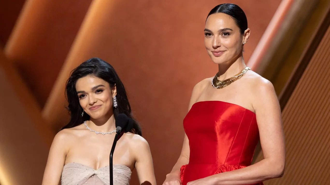 Snow White' Hollywood Premiere Curtailed by Disney After Actresses' Controversies