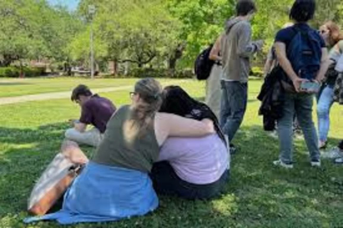 "FSU Shooting: 20-Year-Old Student Identified as Gunman, Used Deputy Mom's Weapon"