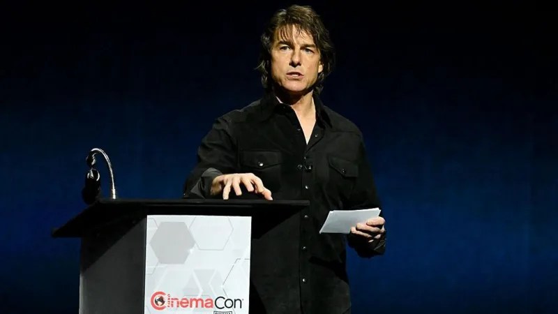 Tom Cruise Pays Heartfelt Tribute to Val Kilmer at CinemaCon 2025