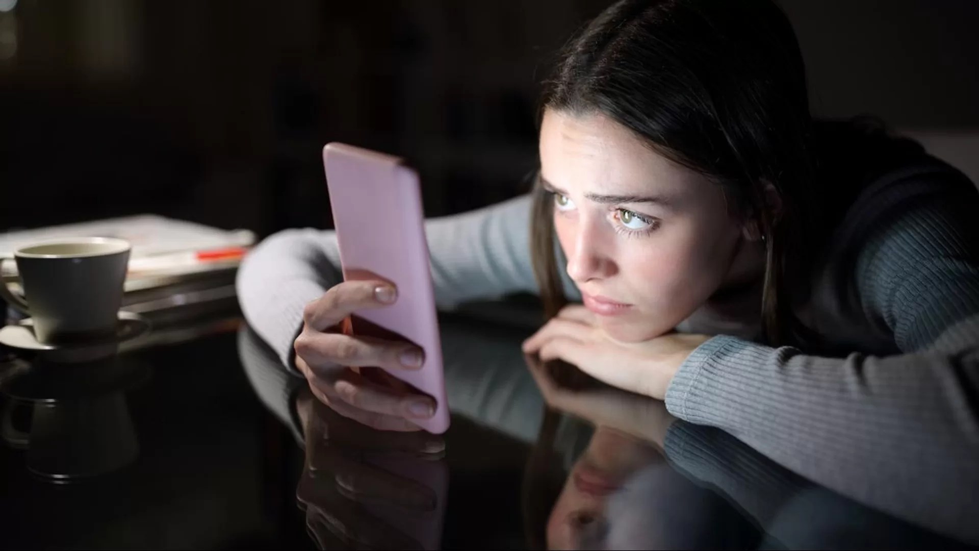 Can AI Chatbots Like Grok and ChatGPT Be Trusted for Fact-Checking in 2025?