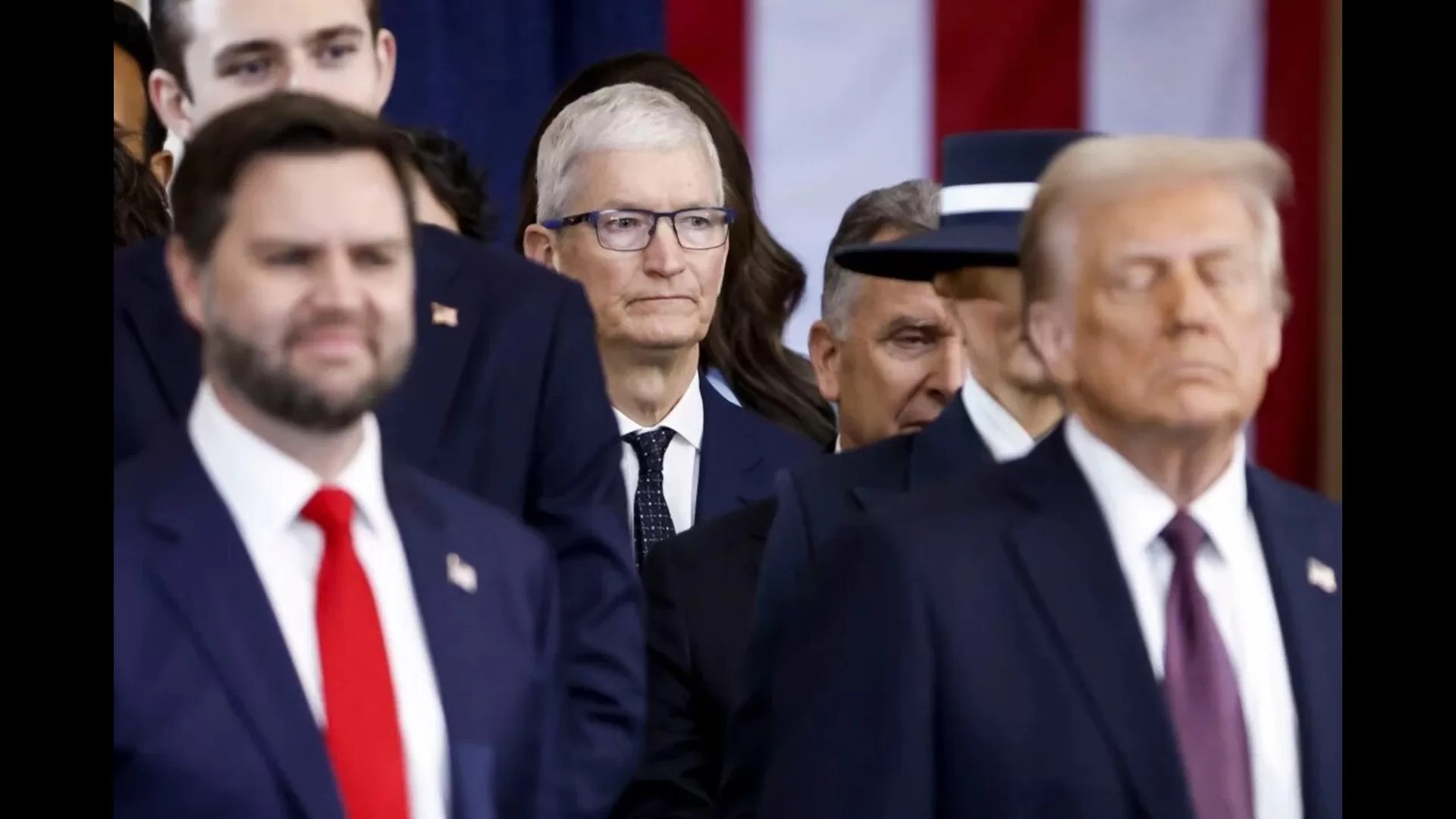 Tim Cook Warns Tariffs Could Cost Apple $900 Million – What It Means for iPhone Users
