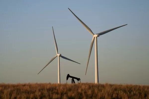 Trump’s Mega Energy Law Favors Oil and Gas, Cuts Support for Solar and Wind