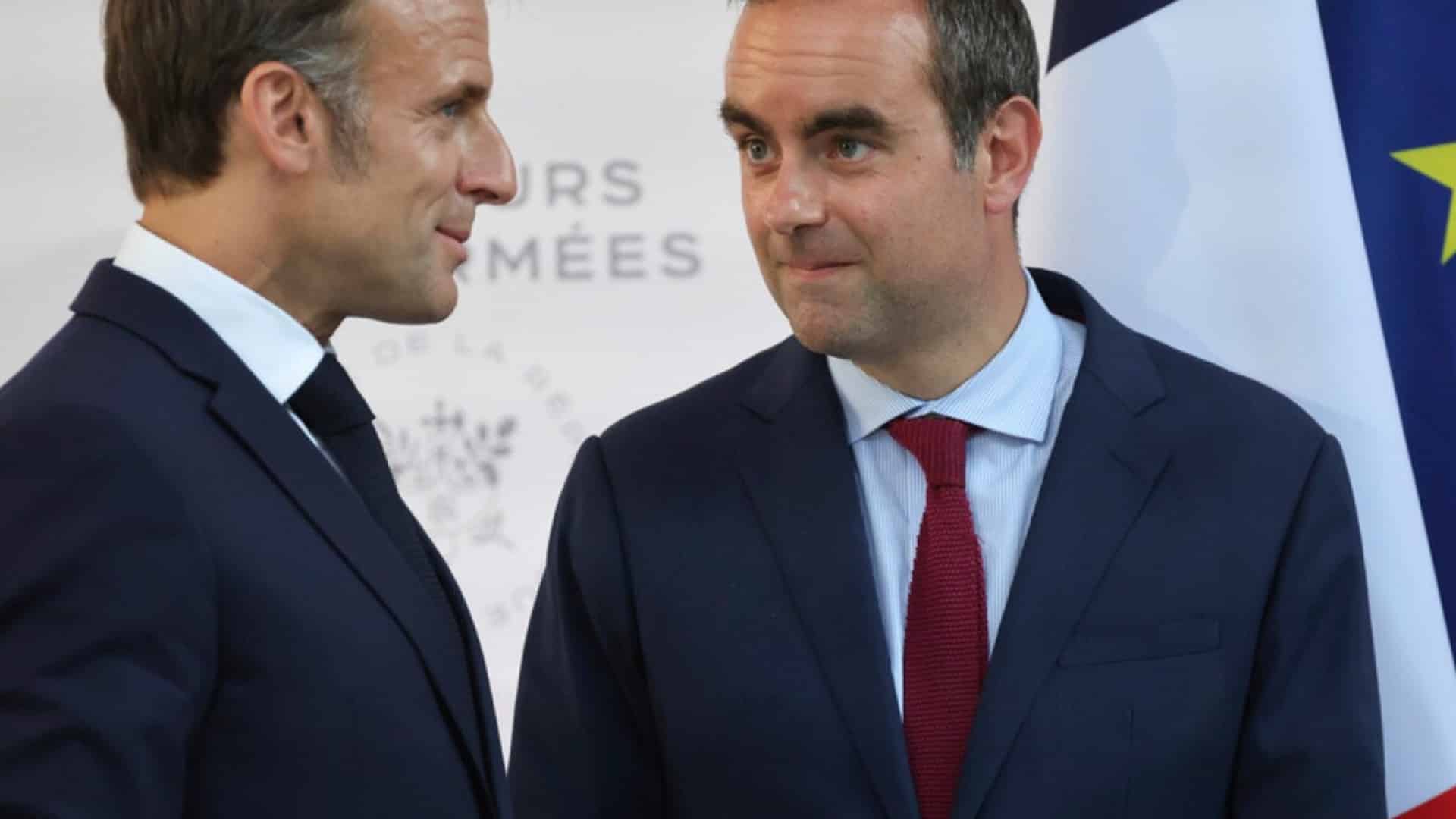 French Political Chaos: Macron Accepts PM’s Resignation — Then Sends Him Back for Crisis Talks