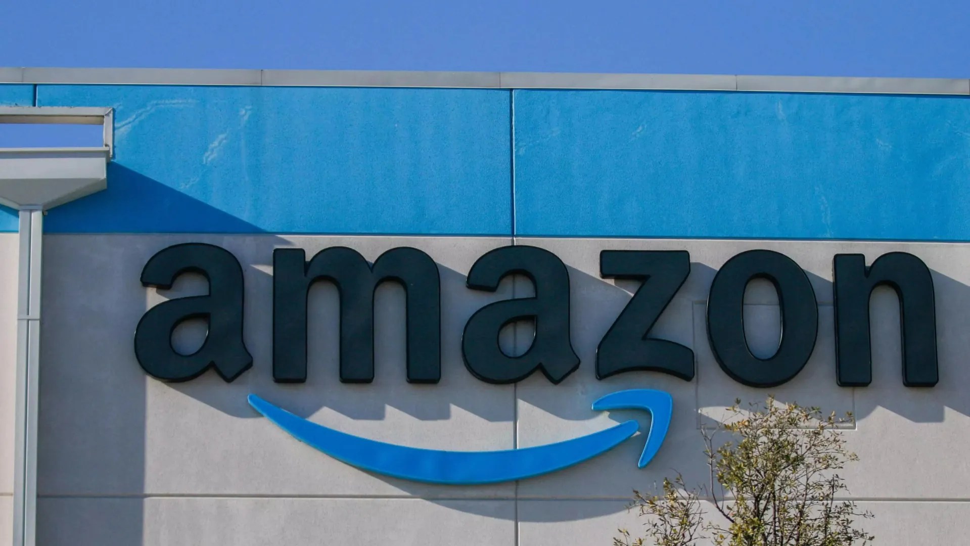 Amazon Faces FTC Trial Over Prime Sign-Ups and Cancellation Practices