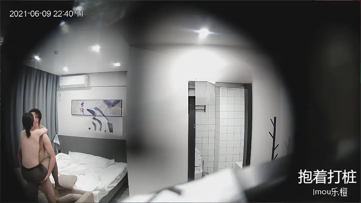 6-9流出乐橙酒店偷拍♥️清纯初恋脸妹子穿黑丝被男友极致调教到怀疑人生