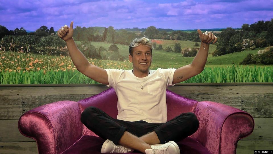 CBB Sam admits he gets c*ck shots from dudes on the internet 4