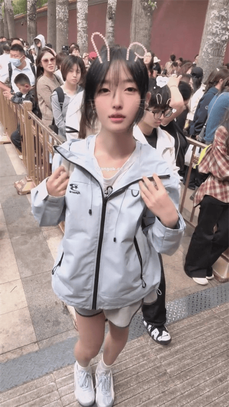 ❣️推荐❣️抖音颜值嫩妹【青玉案】精品嫩妹,有身材有脸蛋,奶圆逼粉,裸舞诱惑,大尺度掰逼展示13V