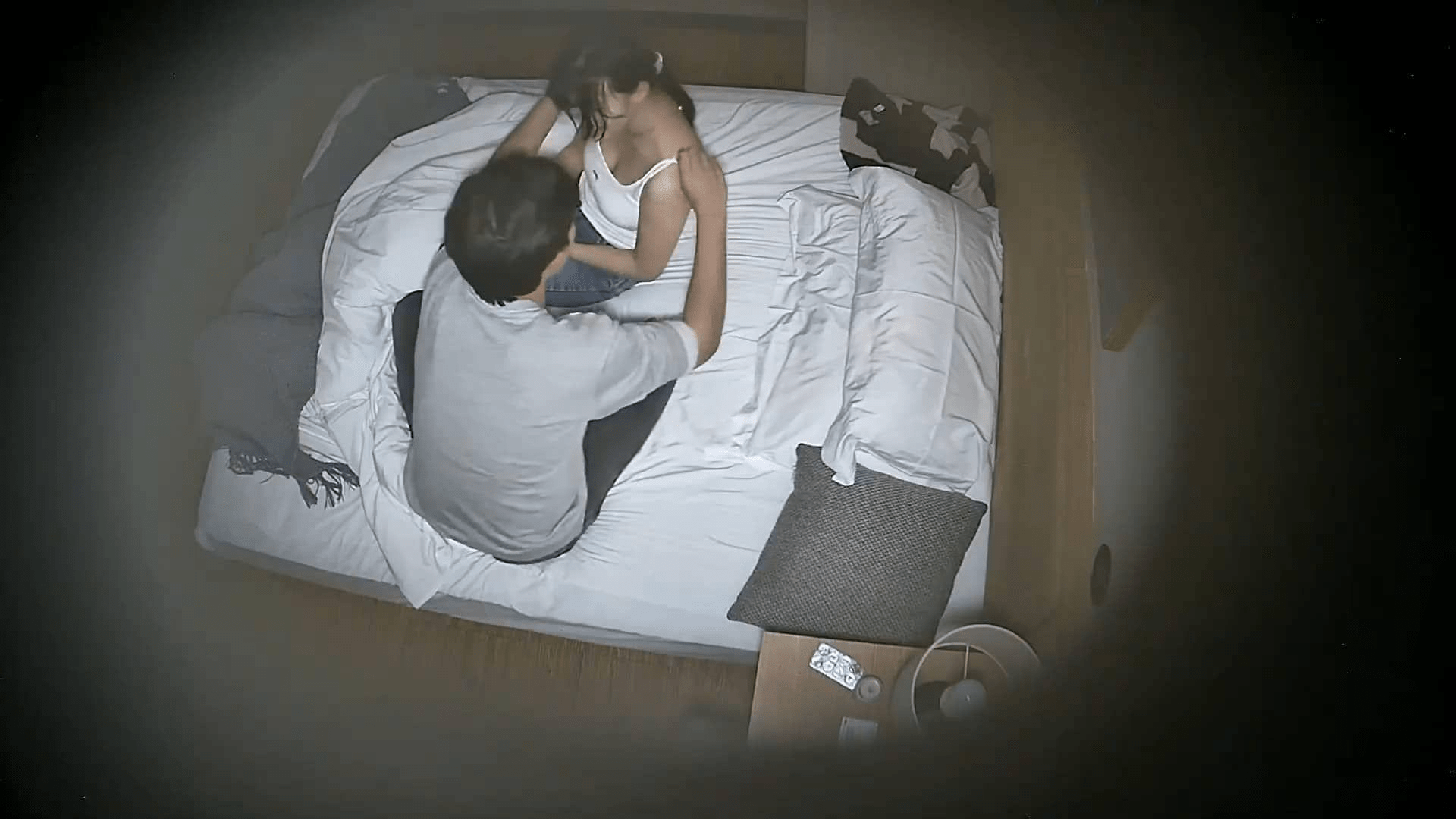 3-19流出天眼酒店高清偷拍❤️大学生情侣百变女友换装拍照奈何遇人不淑男友超废日常完整版（17V)