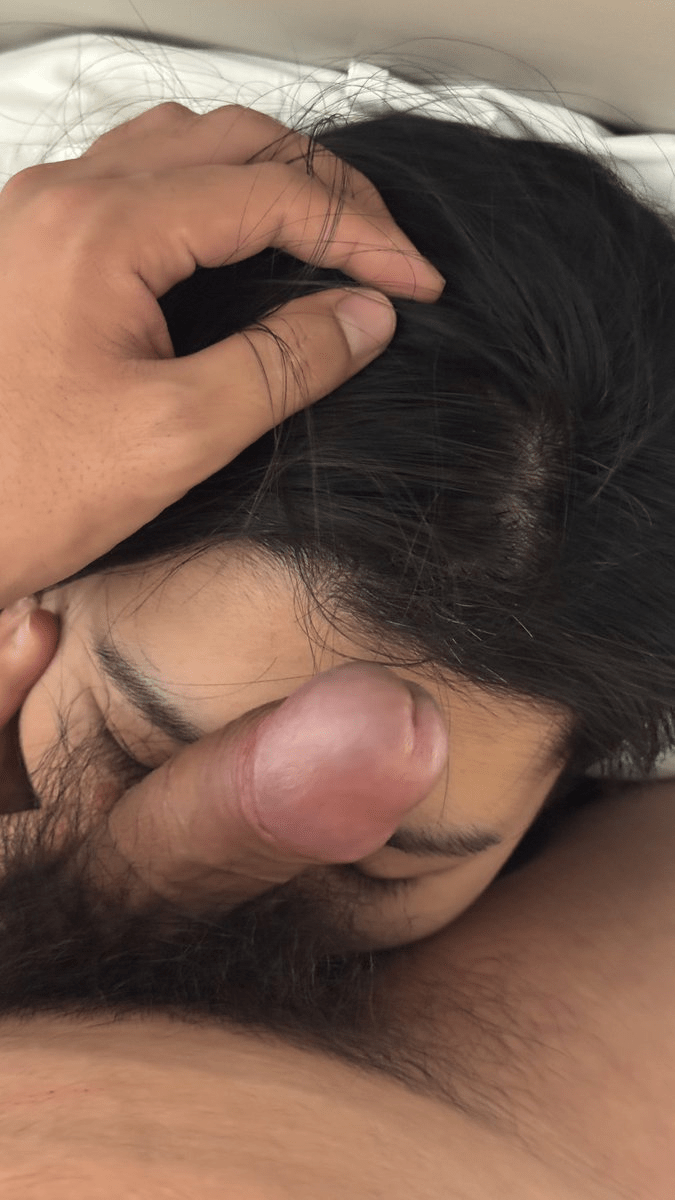 ❤️❤️劲哥夫妻，昨晚回家，被老李内射完明显变骚了，老婆问我敢不敢开灯操她，那有啥不敢，说干就干