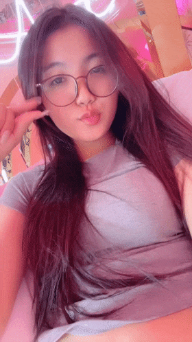 ♈ ♈ ♈2026年2月最新，情趣酒店，圆床房，【鱼燃】，学生妹和男友开房，整整干了三个小时两炮，浴缸床上都要试试