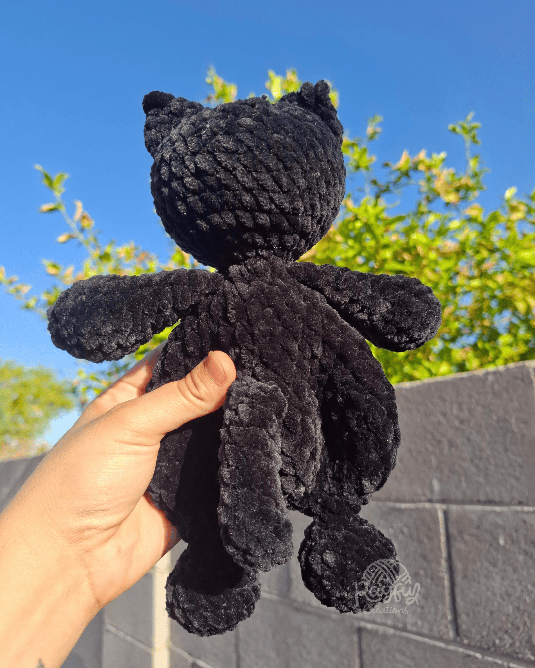 Cat Snuggler Crochet Pattern (No Sew)