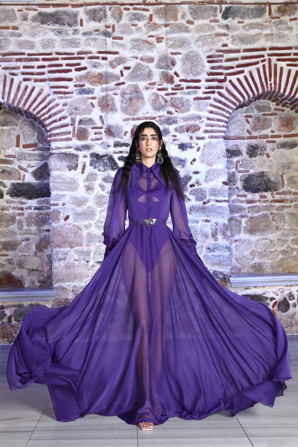 Mert Erkan’dan Rüya Gibi Bir Moda Filmi :Erişim