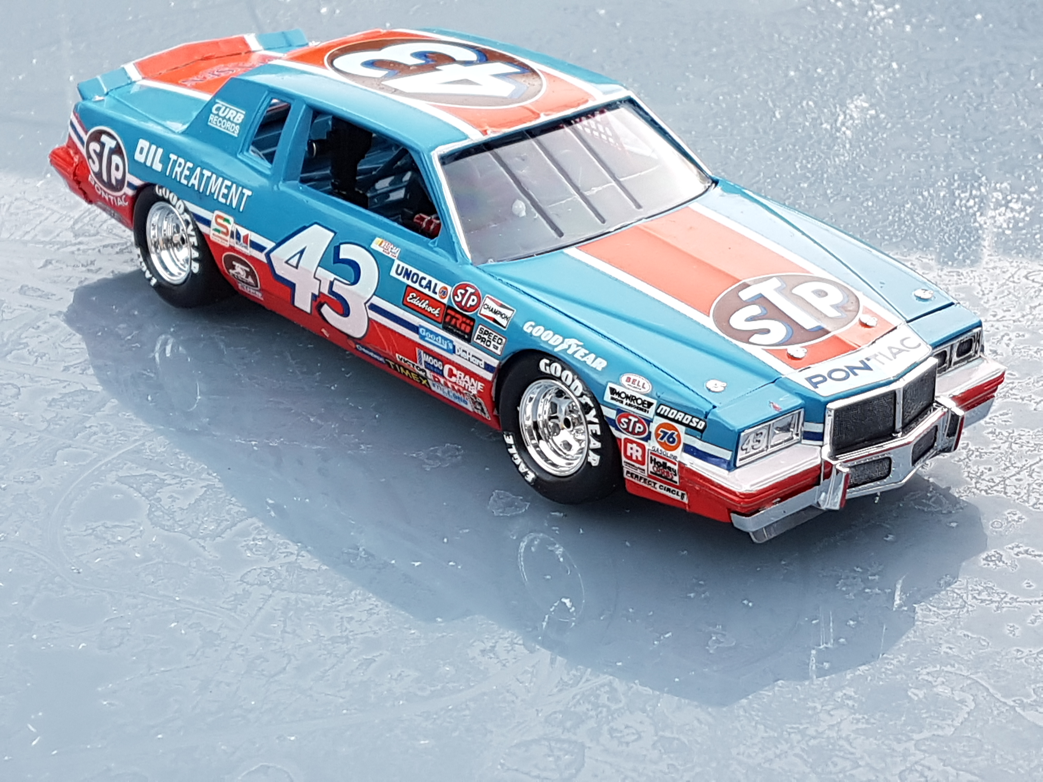 Revell 1/24 #30 グランプリ 1984 Pontiac Grand Prix #43 STP NASCAR – Revell Monogram – Rays Kits