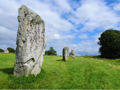 The best walk around Avebury Wiltshire