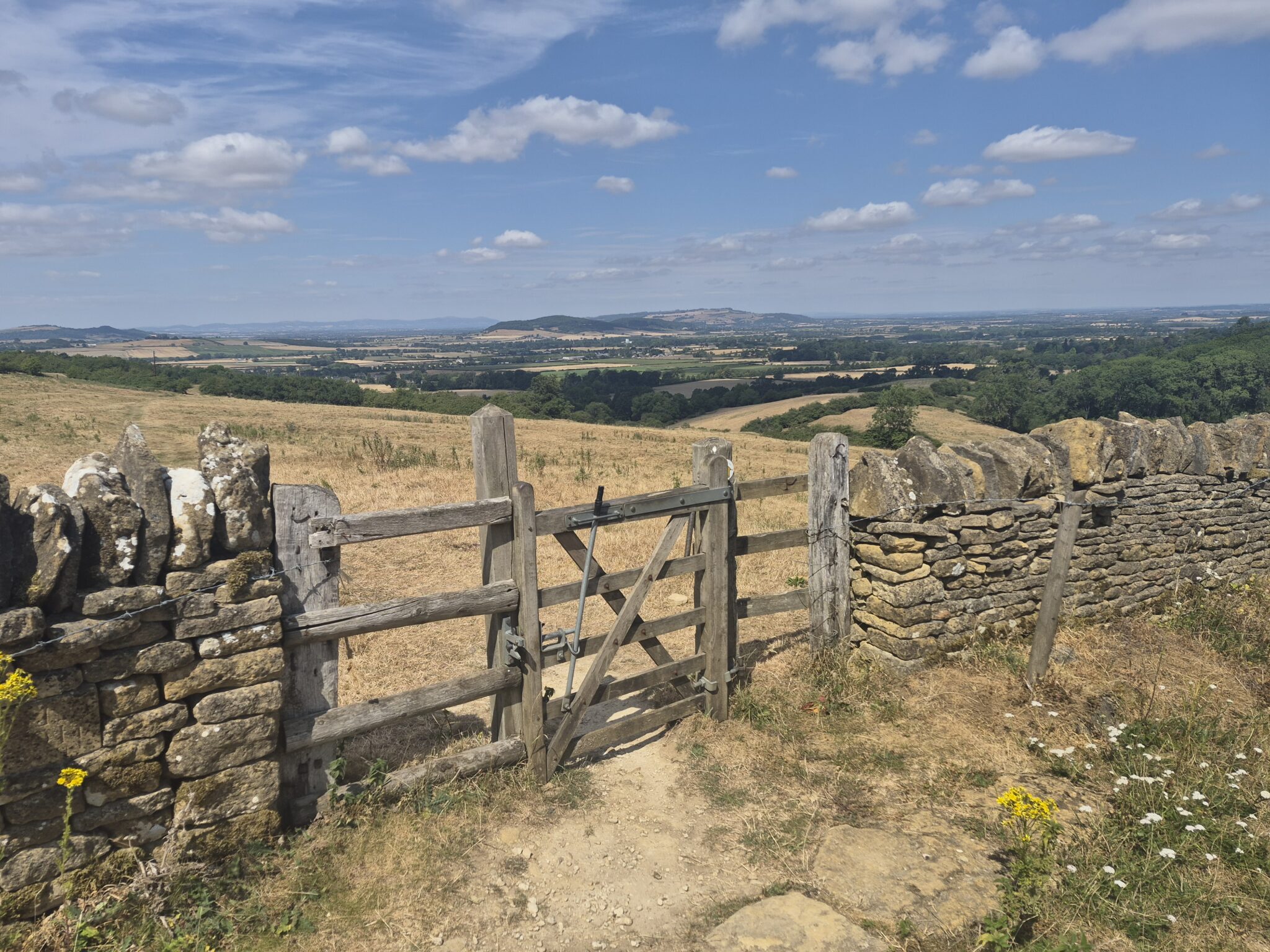 Walking the Cotswold Way as day trips