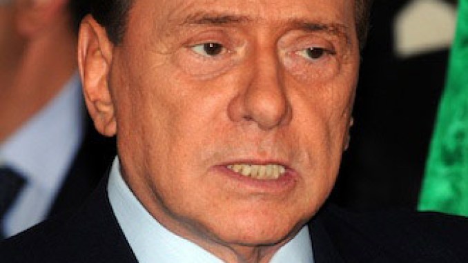 Caso Ruby contra Berlusconi fue aplazado para mayo