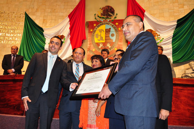 Reconoce la Fracción del PRI la labor Social y humanitaria del INEA