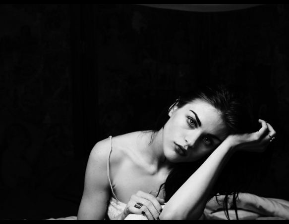 La sensual  Frances Bean, hija de Kurt Cobain
