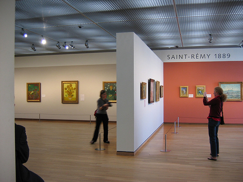 Cierra Museo Van Gogh por remodelación