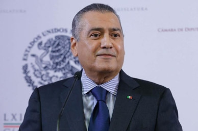 Beltrones…Andrés Manuel López raya un poco en la locura