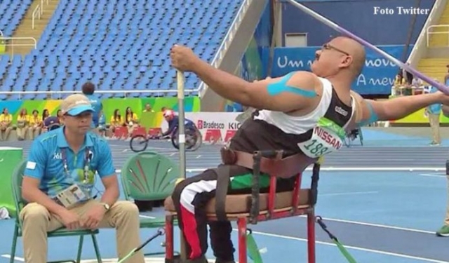Luis Zepeda…medalla de plata en lanzamiento de jabalina