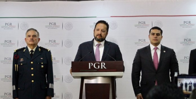 El Licenciado..detención limitará alianzas de grupos..¿no será al revés?