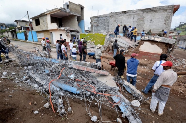 Peña..en 4 meses estará la reconstrucción..!no!..!menos!..en 5