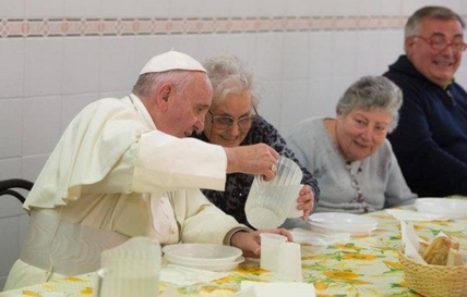 Francisco..abrió hoy las puertas del Vaticano a mil 500 pobres