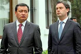 LA GRILLA EN EL PRI EN TODO SU ESPLENDOR