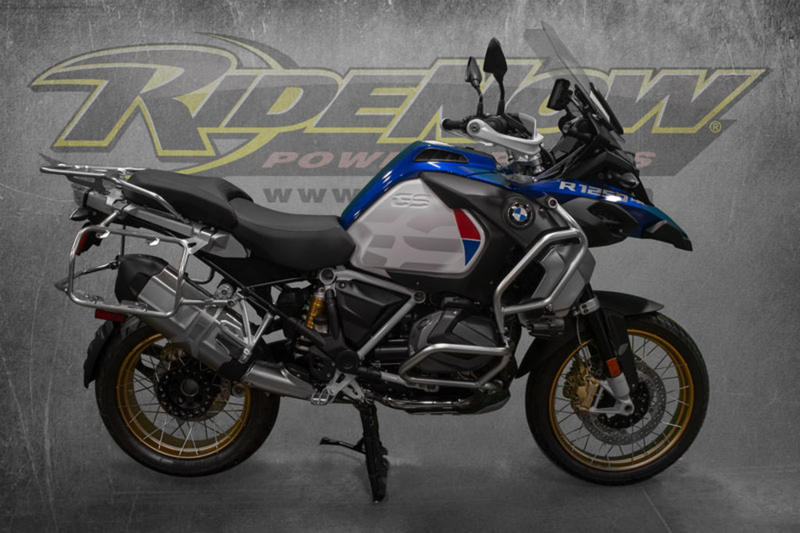 Do you own both a bmw and a motorcycle (of any brand)? post pics